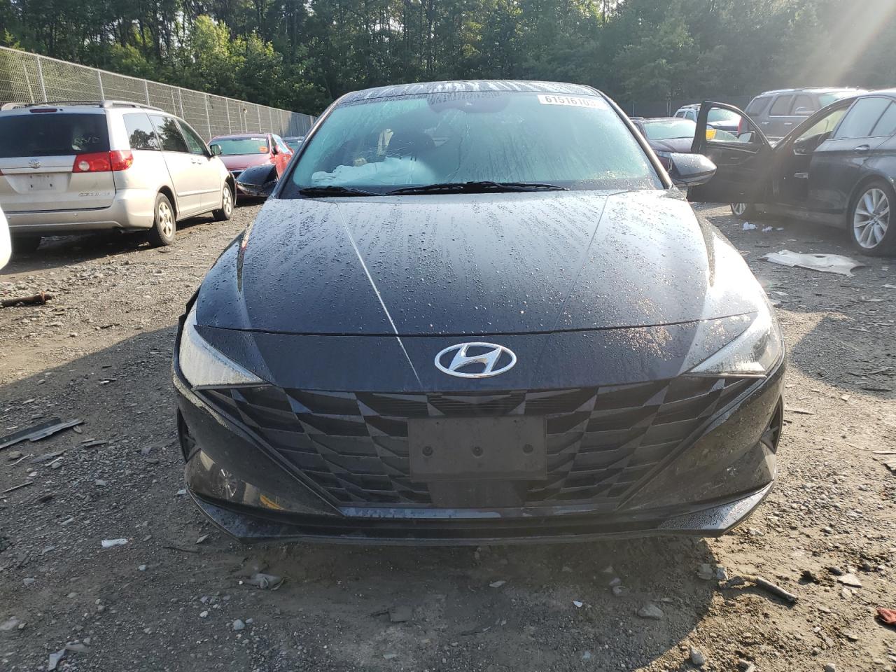 Photo 4 VIN: 5NPLS4AG0NH078671 - HYUNDAI ELANTRA 