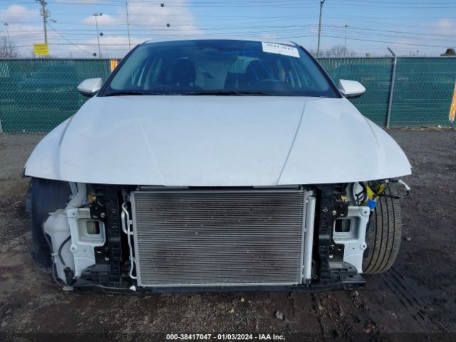 Photo 5 VIN: 5NPLS4AG1MH030630 - HYUNDAI ELANTRA 