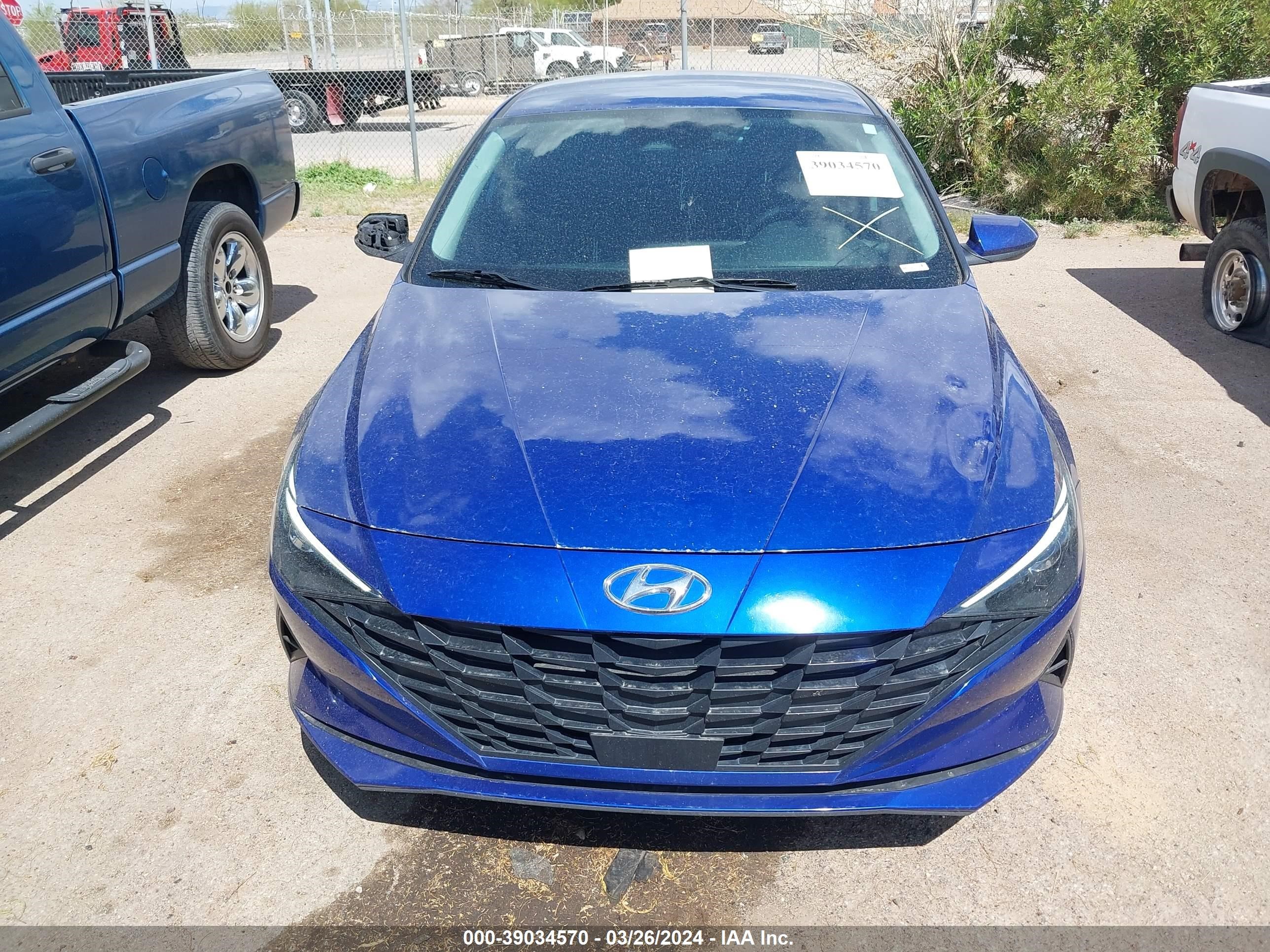 Photo 11 VIN: 5NPLS4AG1MH044401 - HYUNDAI ELANTRA 