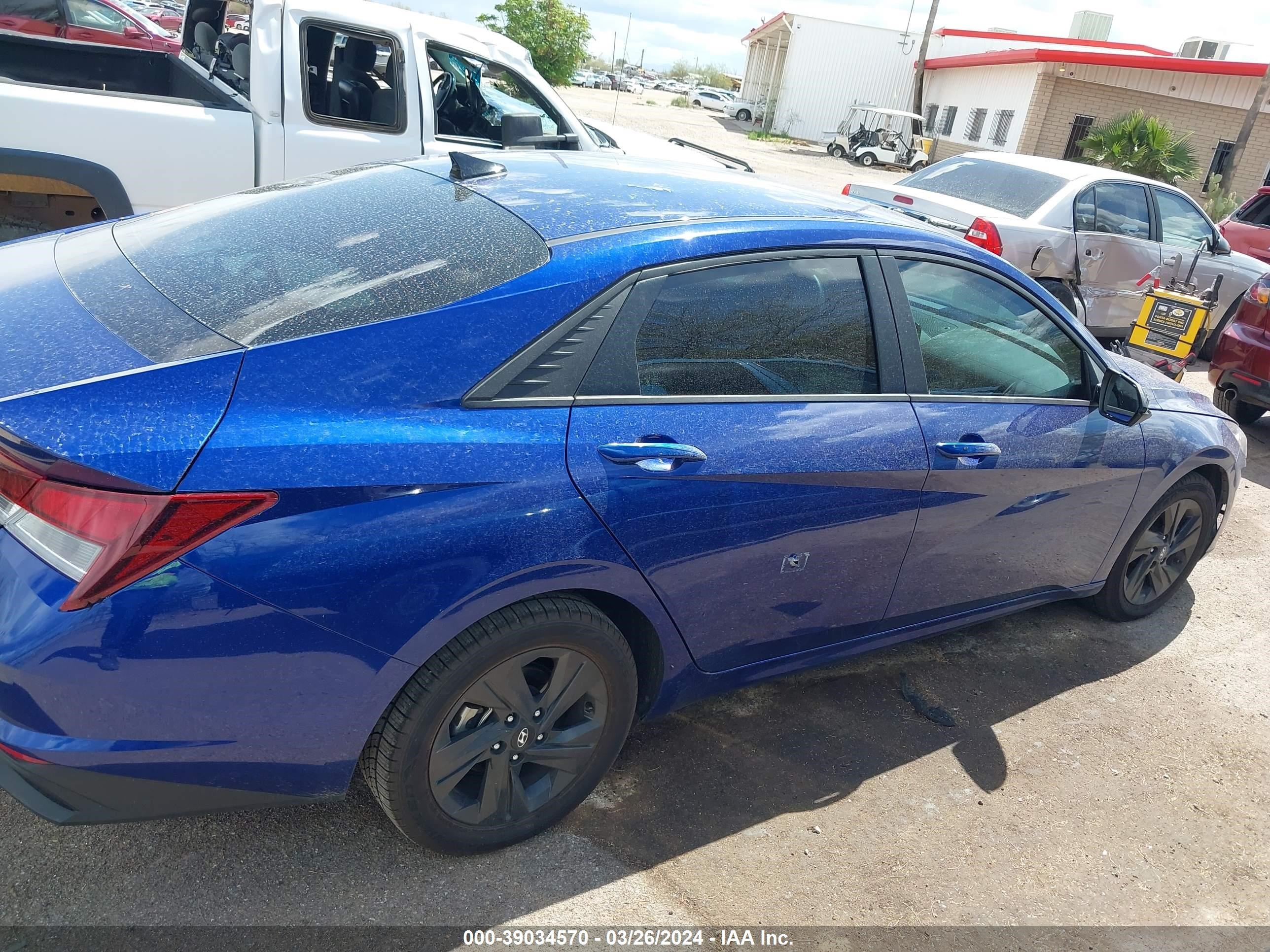 Photo 12 VIN: 5NPLS4AG1MH044401 - HYUNDAI ELANTRA 