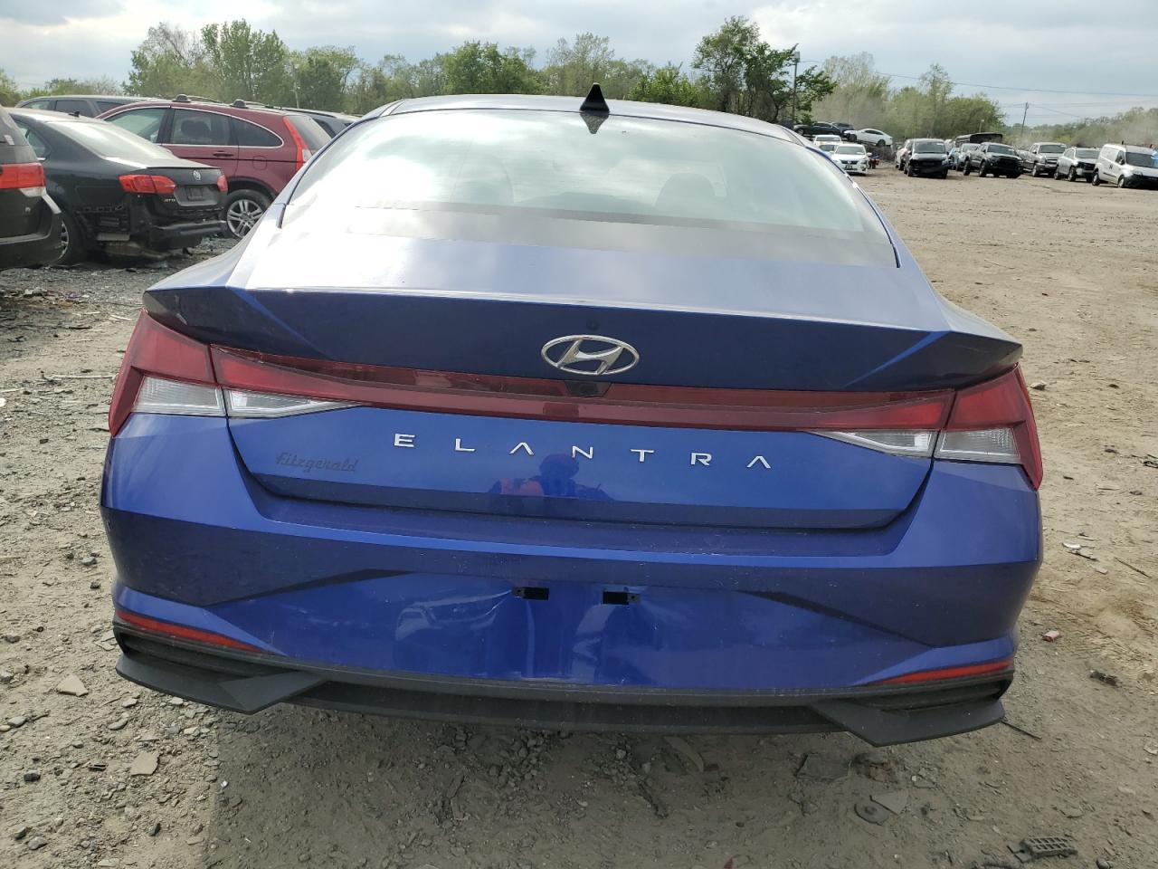 Photo 5 VIN: 5NPLS4AG1PH100079 - HYUNDAI ELANTRA 