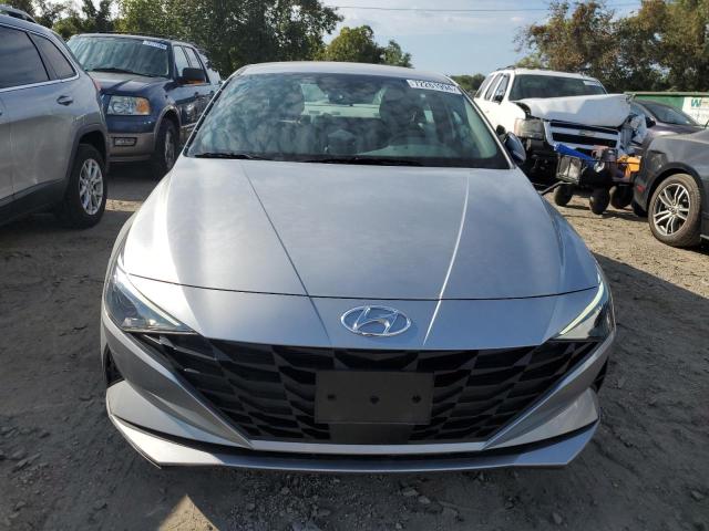 Photo 4 VIN: 5NPLS4AG1PH118405 - HYUNDAI ELANTRA SE 