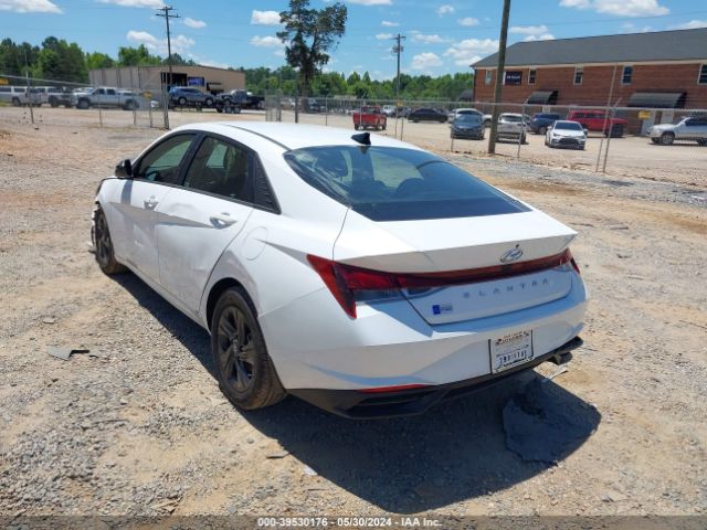 Photo 2 VIN: 5NPLS4AG2NH068286 - HYUNDAI ELANTRA 