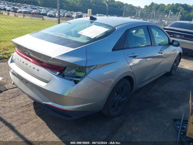 Photo 3 VIN: 5NPLS4AG2NH084715 - HYUNDAI ELANTRA 