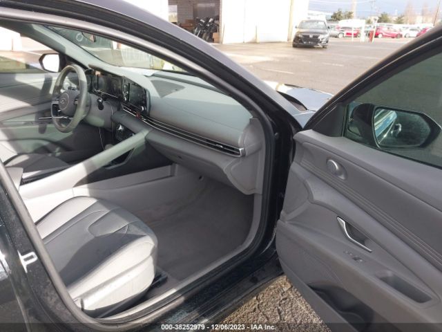 Photo 4 VIN: 5NPLS4AG3MH004725 - HYUNDAI ELANTRA 