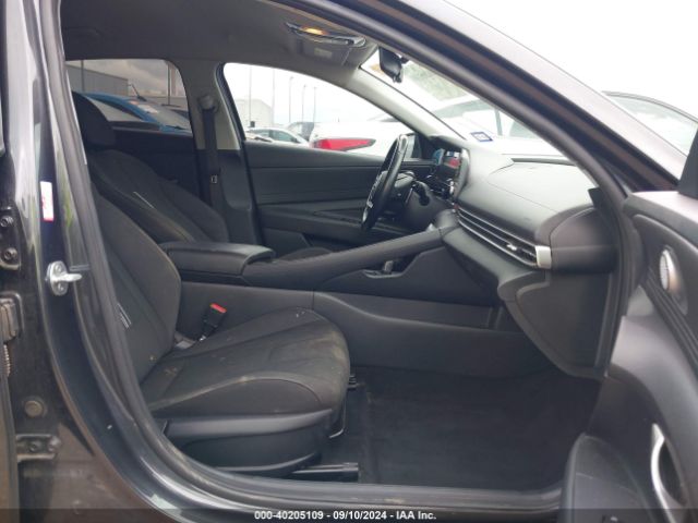 Photo 4 VIN: 5NPLS4AG3MH022576 - HYUNDAI ELANTRA 