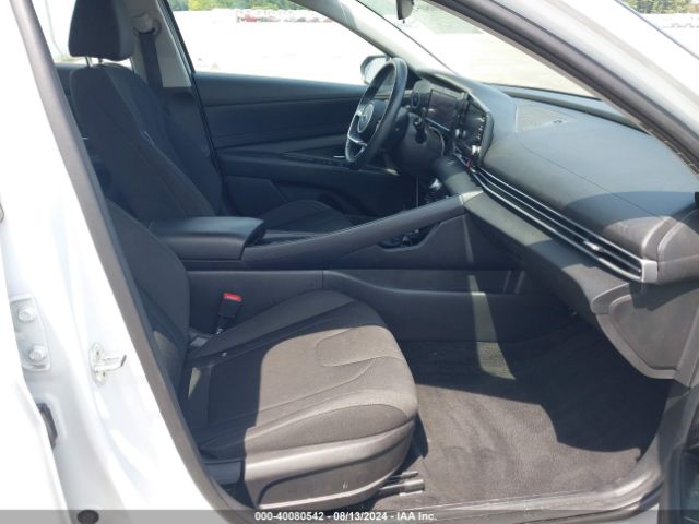 Photo 4 VIN: 5NPLS4AG3MH038339 - HYUNDAI ELANTRA 