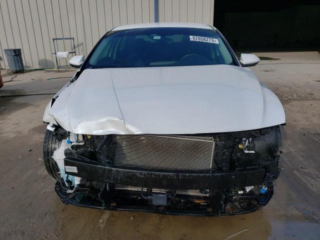 Photo 4 VIN: 5NPLS4AG3MH042133 - HYUNDAI ELANTRA 