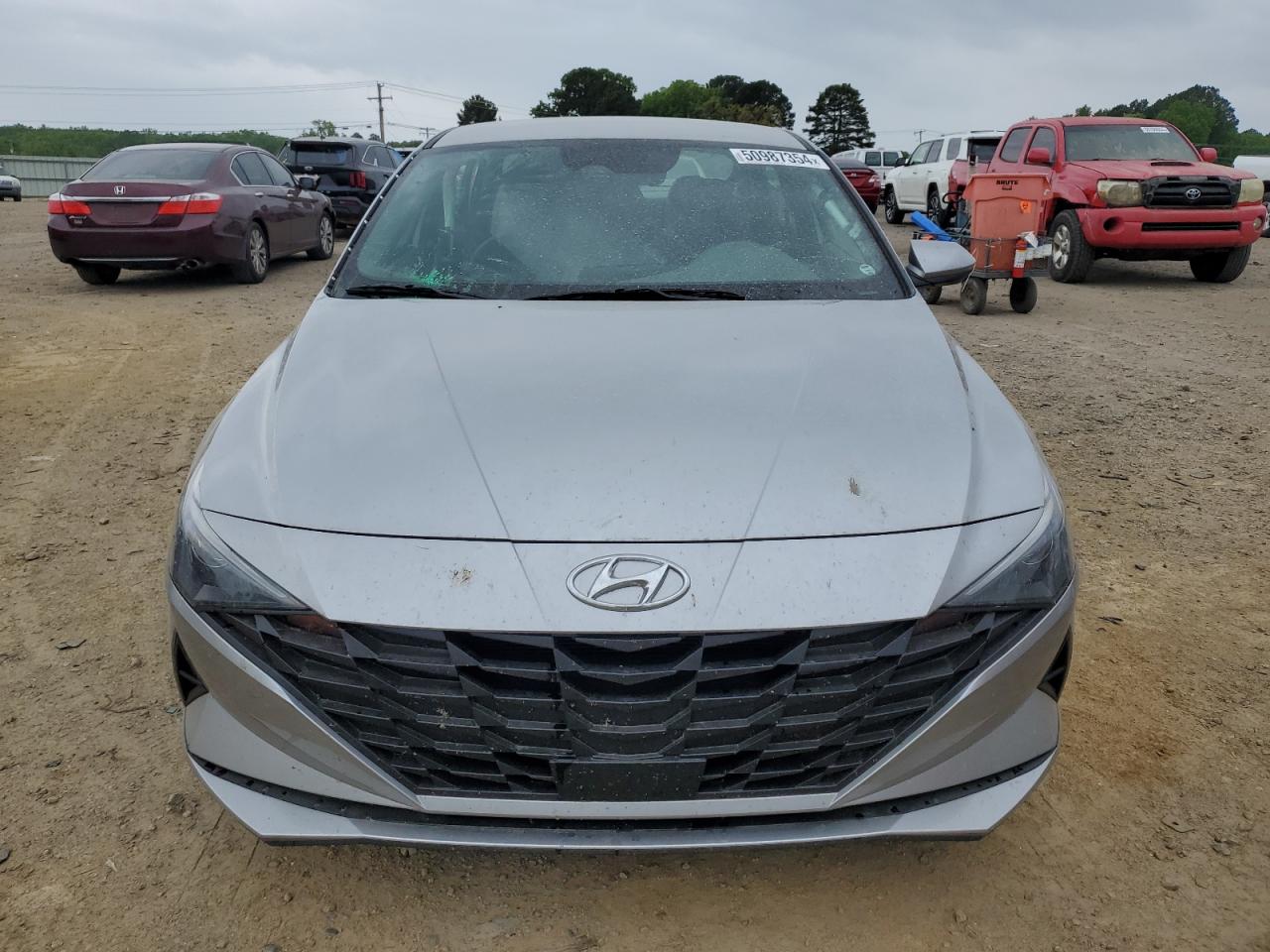 Photo 4 VIN: 5NPLS4AG4PH097128 - HYUNDAI ELANTRA 