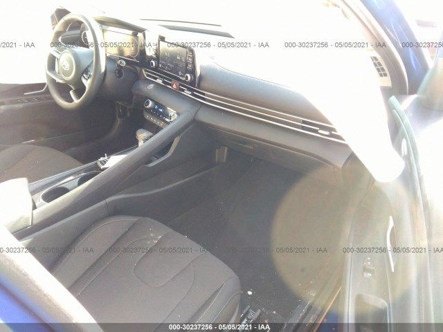 Photo 4 VIN: 5NPLS4AG5MH001695 - HYUNDAI ELANTRA 