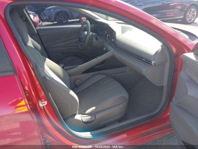 Photo 4 VIN: 5NPLS4AG5MH042442 - HYUNDAI ELANTRA 