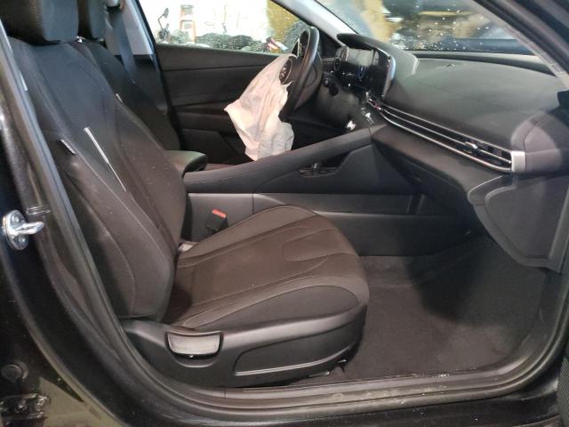 Photo 4 VIN: 5NPLS4AG5PH087482 - HYUNDAI ELANTRA SE 