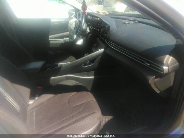 Photo 4 VIN: 5NPLS4AG6MH005500 - HYUNDAI ELANTRA 