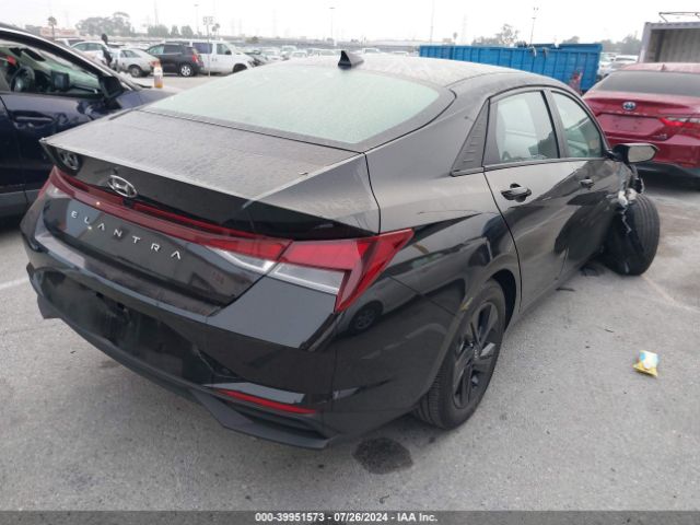 Photo 3 VIN: 5NPLS4AG6NH077220 - HYUNDAI ELANTRA 