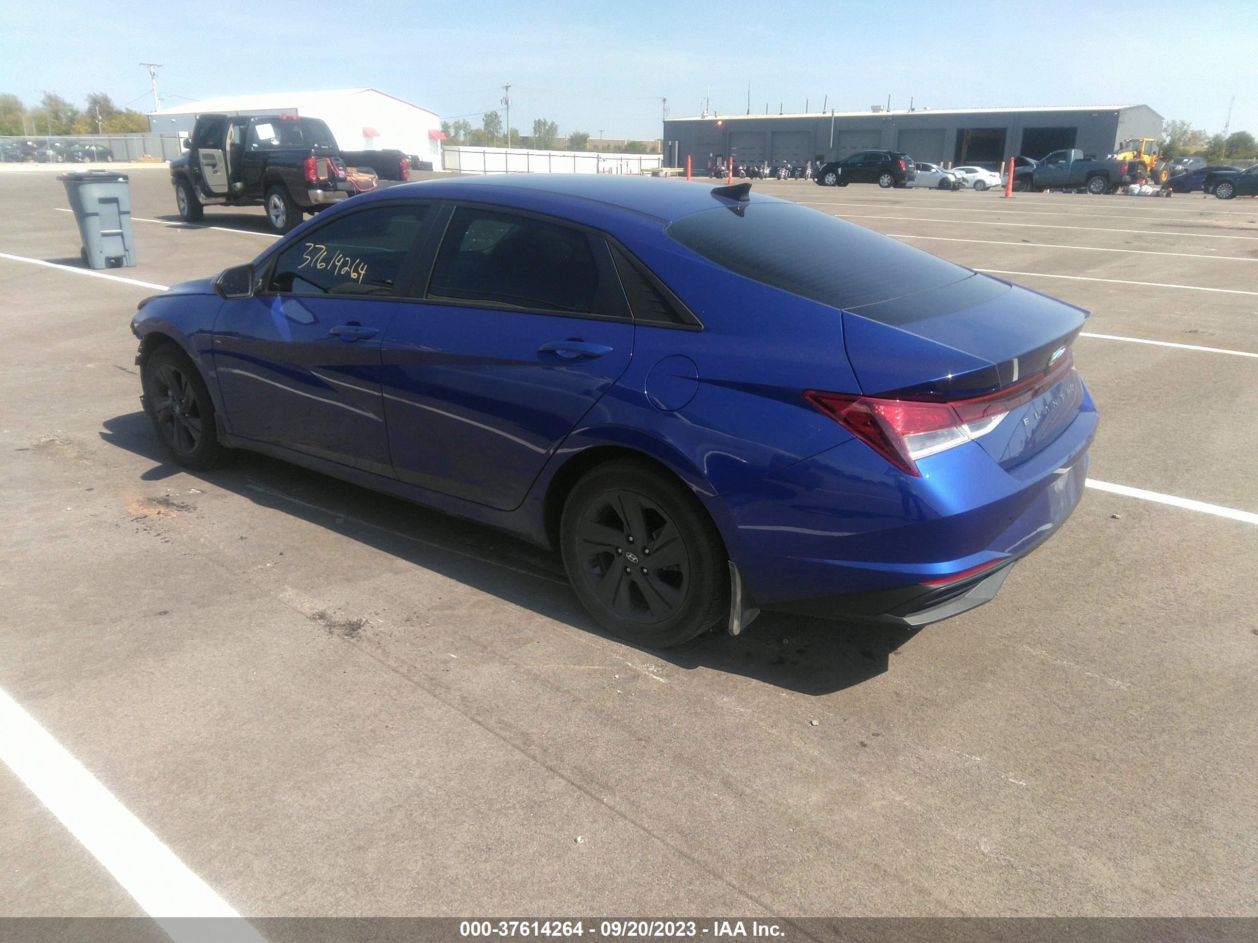 Photo 2 VIN: 5NPLS4AG6NH081039 - HYUNDAI ELANTRA 