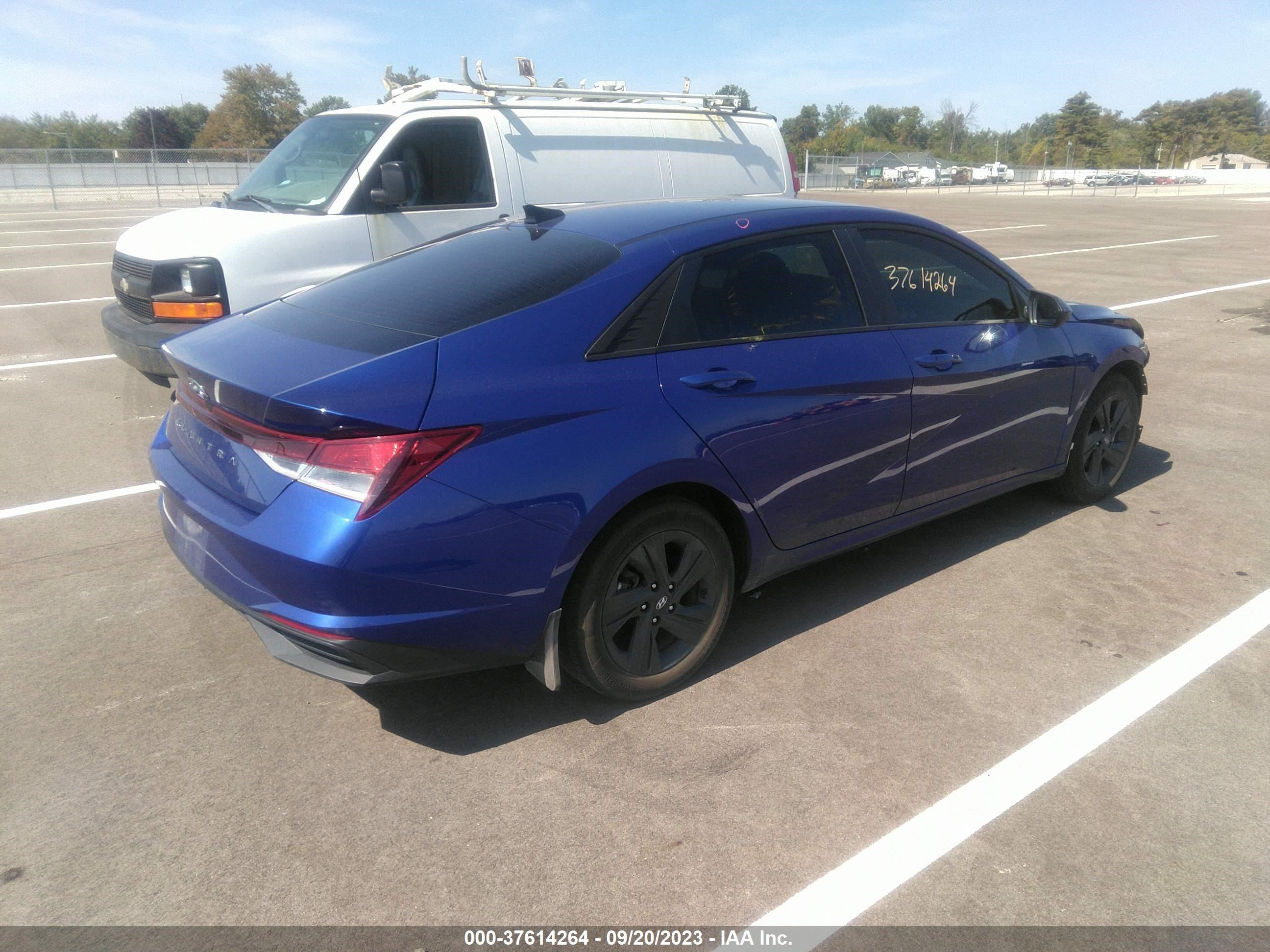 Photo 3 VIN: 5NPLS4AG6NH081039 - HYUNDAI ELANTRA 