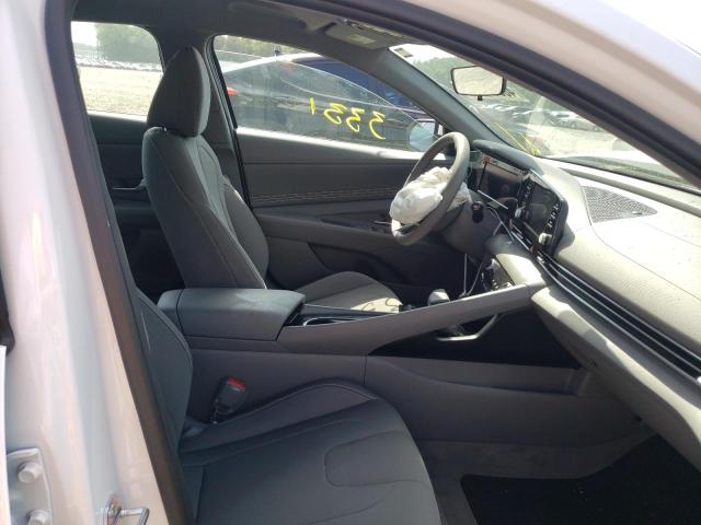 Photo 4 VIN: 5NPLS4AG6NH082725 - HYUNDAI ELANTRA SE 