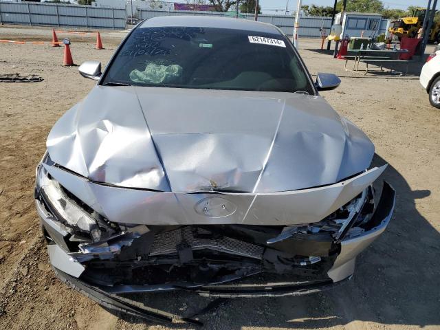 Photo 4 VIN: 5NPLS4AG6PH096661 - HYUNDAI ELANTRA 