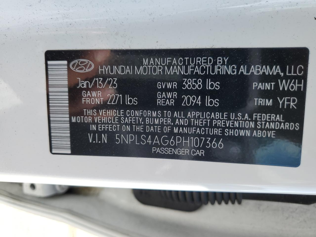 Photo 11 VIN: 5NPLS4AG6PH107366 - HYUNDAI ELANTRA 