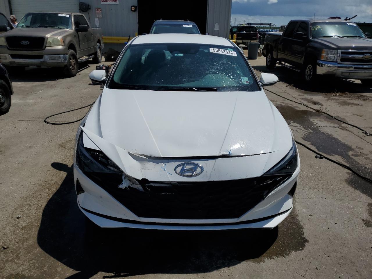 Photo 4 VIN: 5NPLS4AG6PH107366 - HYUNDAI ELANTRA 