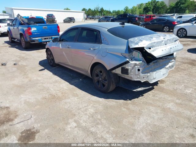 Photo 2 VIN: 5NPLS4AG7NH057431 - HYUNDAI ELANTRA 