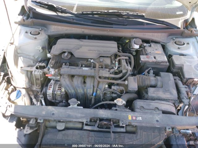 Photo 9 VIN: 5NPLS4AG7NH057431 - HYUNDAI ELANTRA 