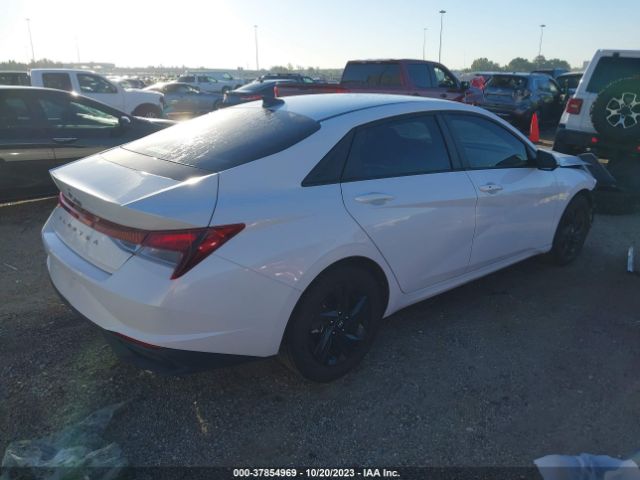 Photo 3 VIN: 5NPLS4AG8MH004803 - HYUNDAI ELANTRA 