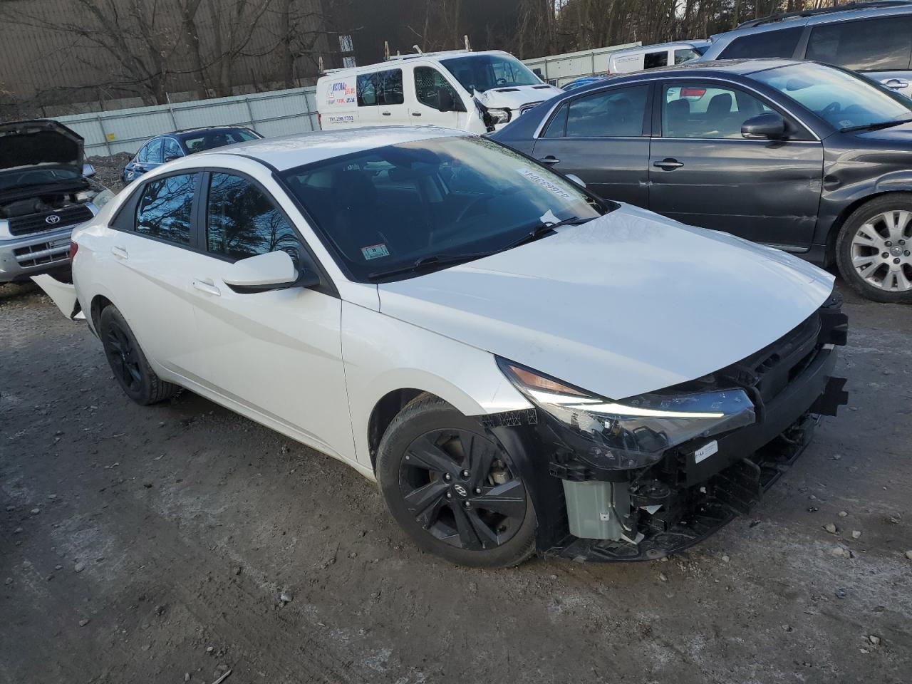 Photo 3 VIN: 5NPLS4AG8MH048400 - HYUNDAI ELANTRA 