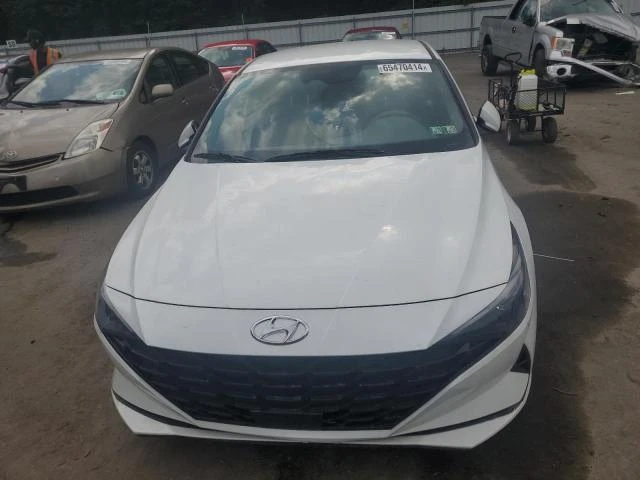 Photo 4 VIN: 5NPLS4AG8NH084296 - HYUNDAI ELANTRA SE 