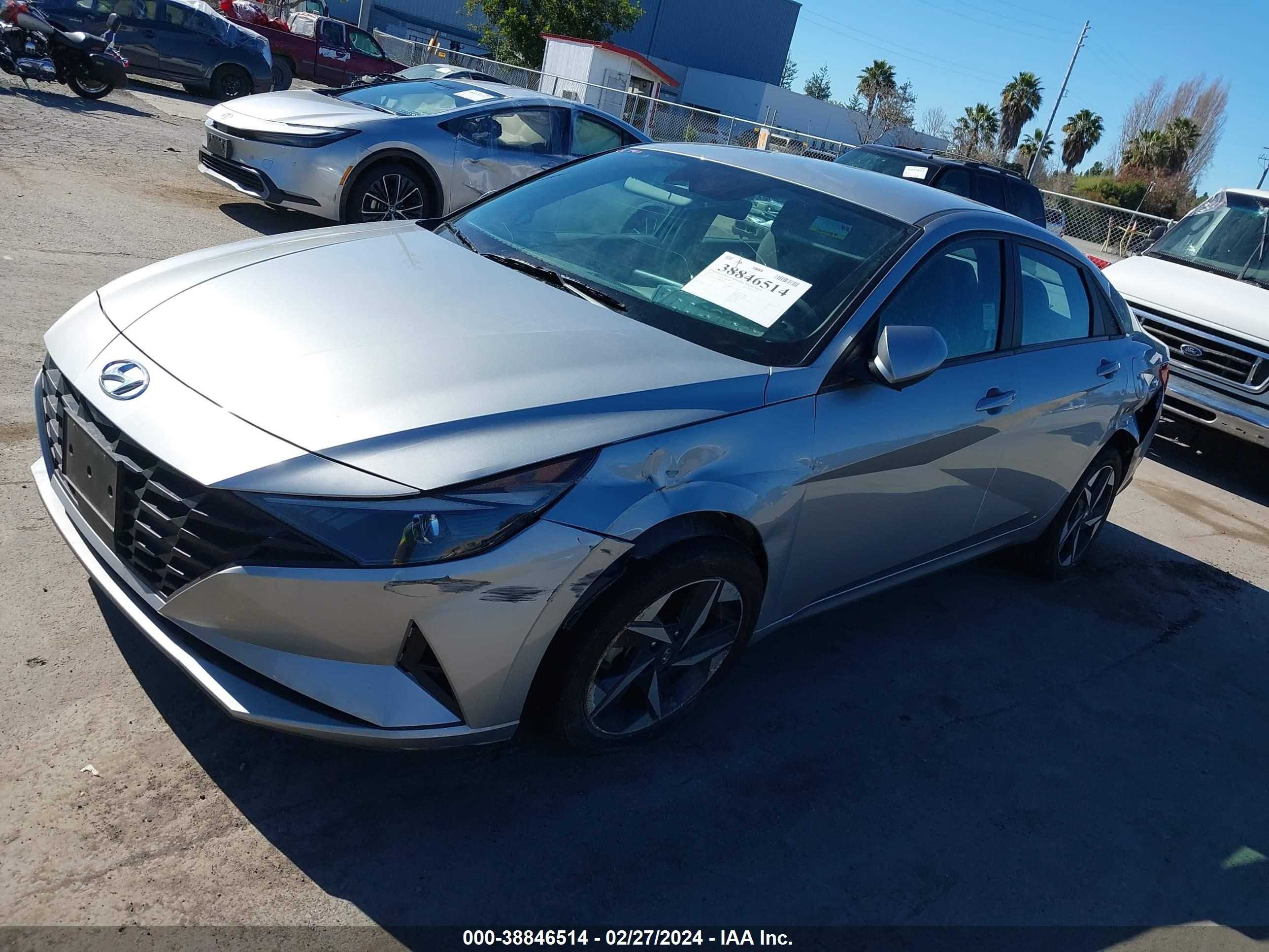 Photo 1 VIN: 5NPLS4AG8PH096662 - HYUNDAI ELANTRA 