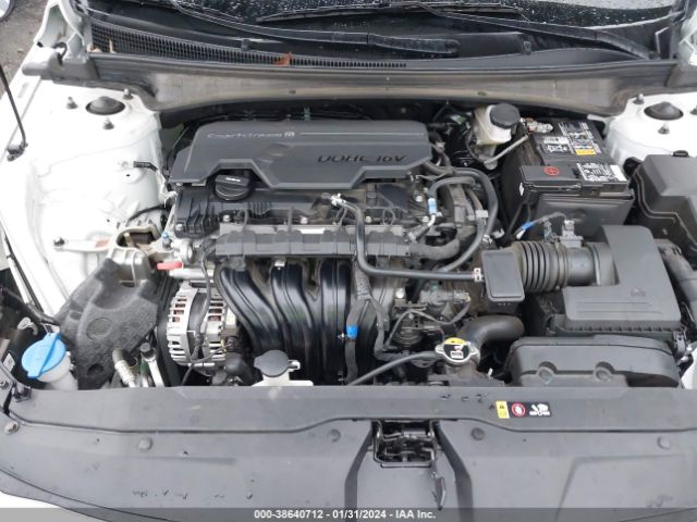 Photo 9 VIN: 5NPLS4AG8PH105828 - HYUNDAI ELANTRA 