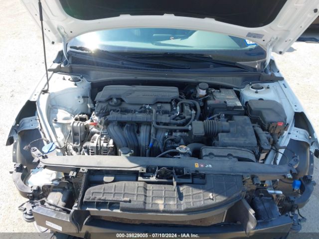 Photo 9 VIN: 5NPLS4AG9NH071122 - HYUNDAI ELANTRA 