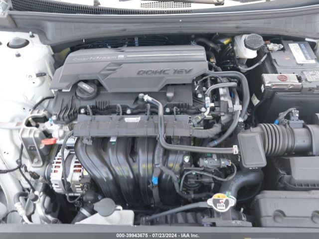 Photo 9 VIN: 5NPLS4AG9PH092944 - HYUNDAI ELANTRA 