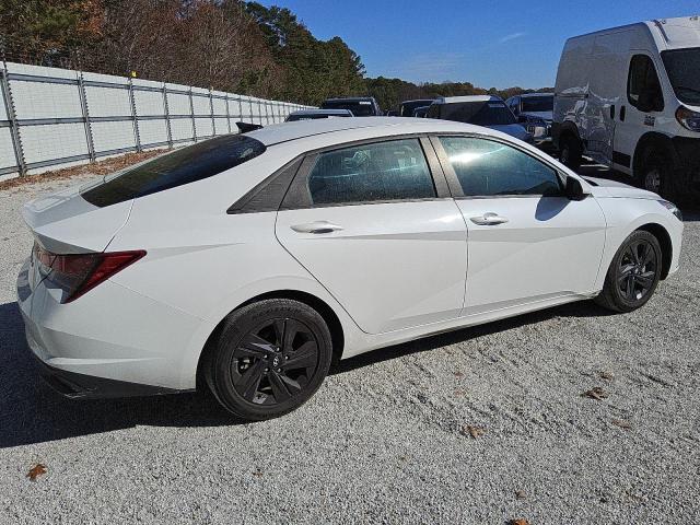 Photo 2 VIN: 5NPLS4AGXMH017388 - HYUNDAI ELANTRA SE 