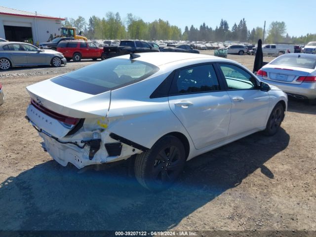 Photo 3 VIN: 5NPLS4AGXNH082453 - HYUNDAI ELANTRA 