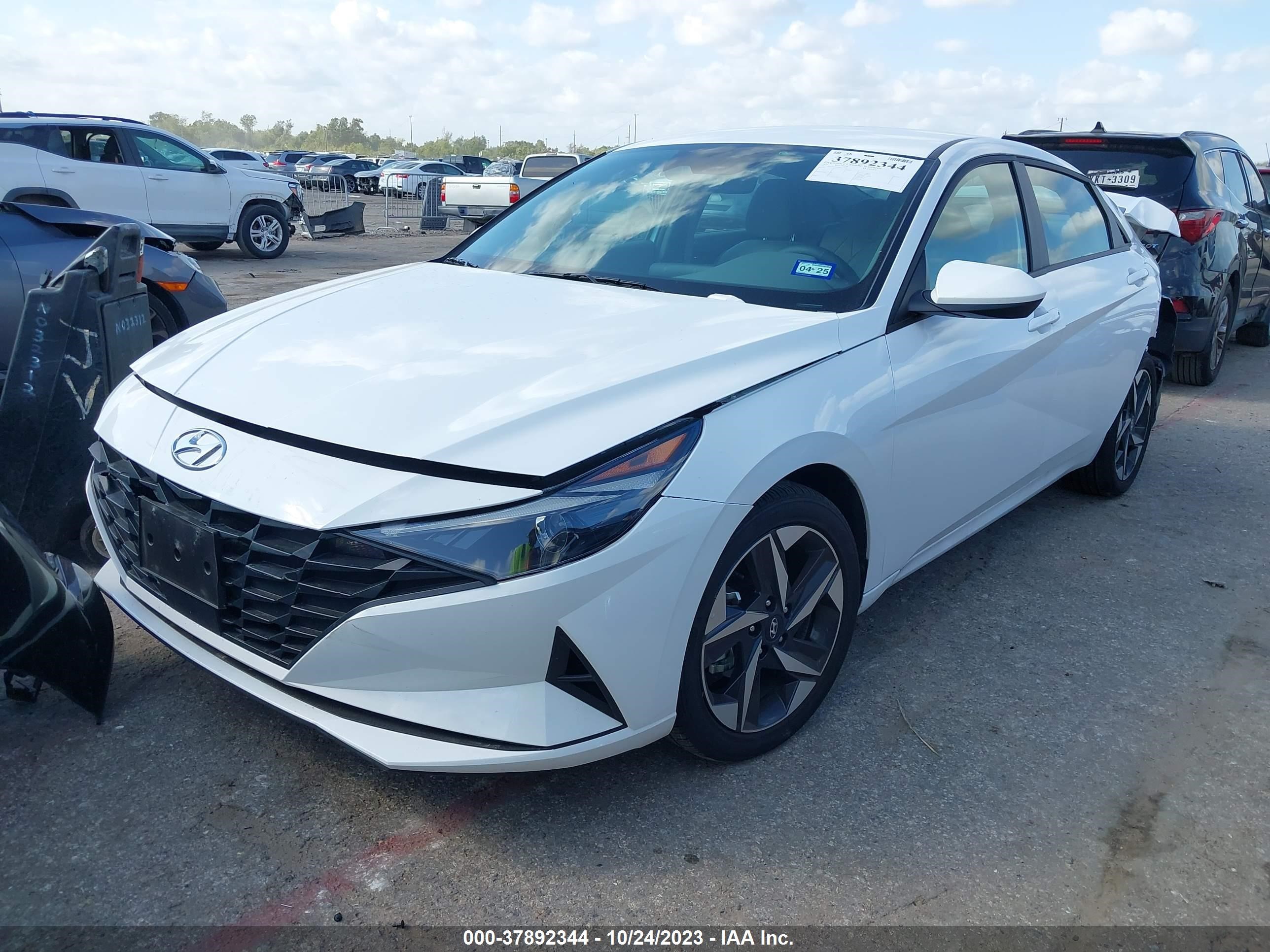 Photo 1 VIN: 5NPLS4AGXPH111176 - HYUNDAI ELANTRA 