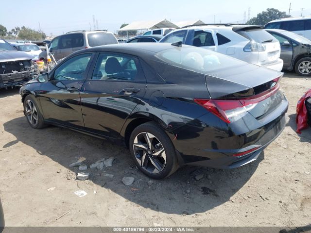 Photo 2 VIN: 5NPLS4AGXPH111615 - HYUNDAI ELANTRA 