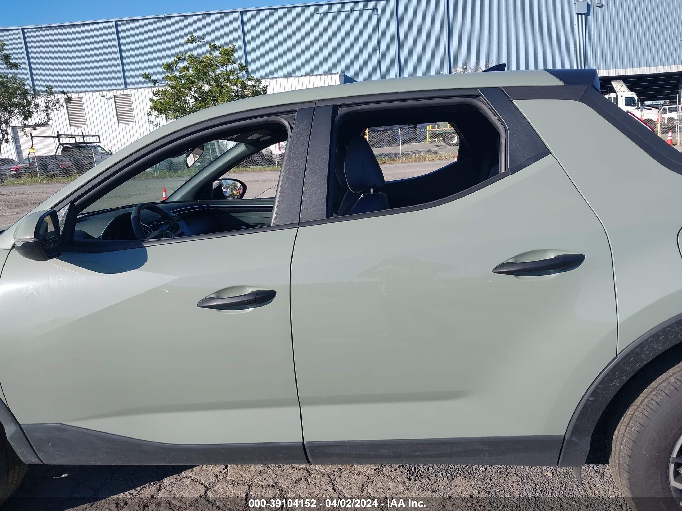 Photo 13 VIN: 5NTJB4AE5RH091431 - HYUNDAI SANTA CRUZ 