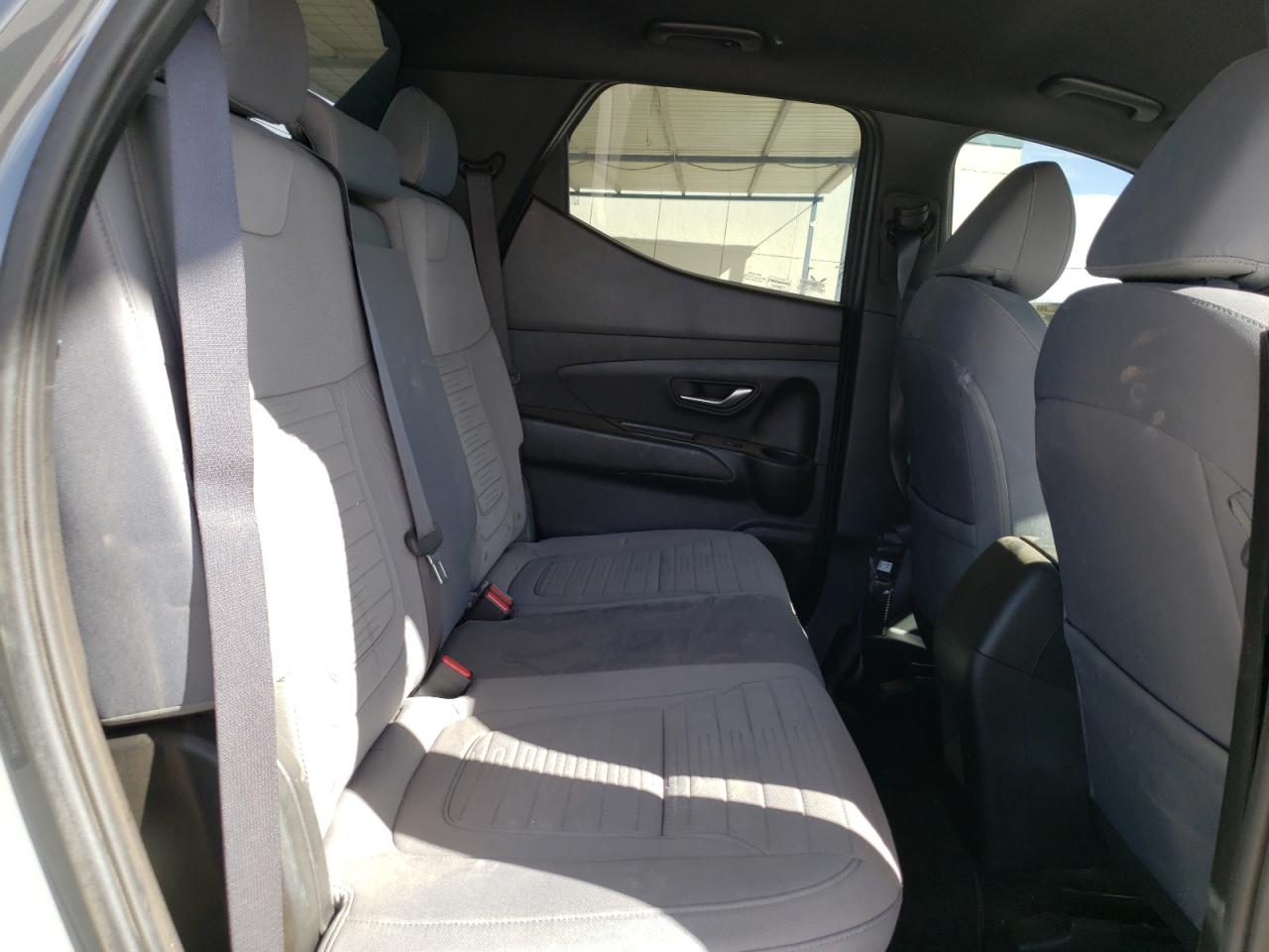 Photo 9 VIN: 5NTJB4AE6NH028297 - HYUNDAI SANTA CRUZ 