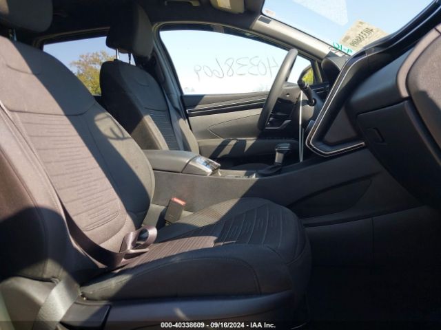 Photo 4 VIN: 5NTJBDAE4NH003012 - HYUNDAI SANTA CRUZ 