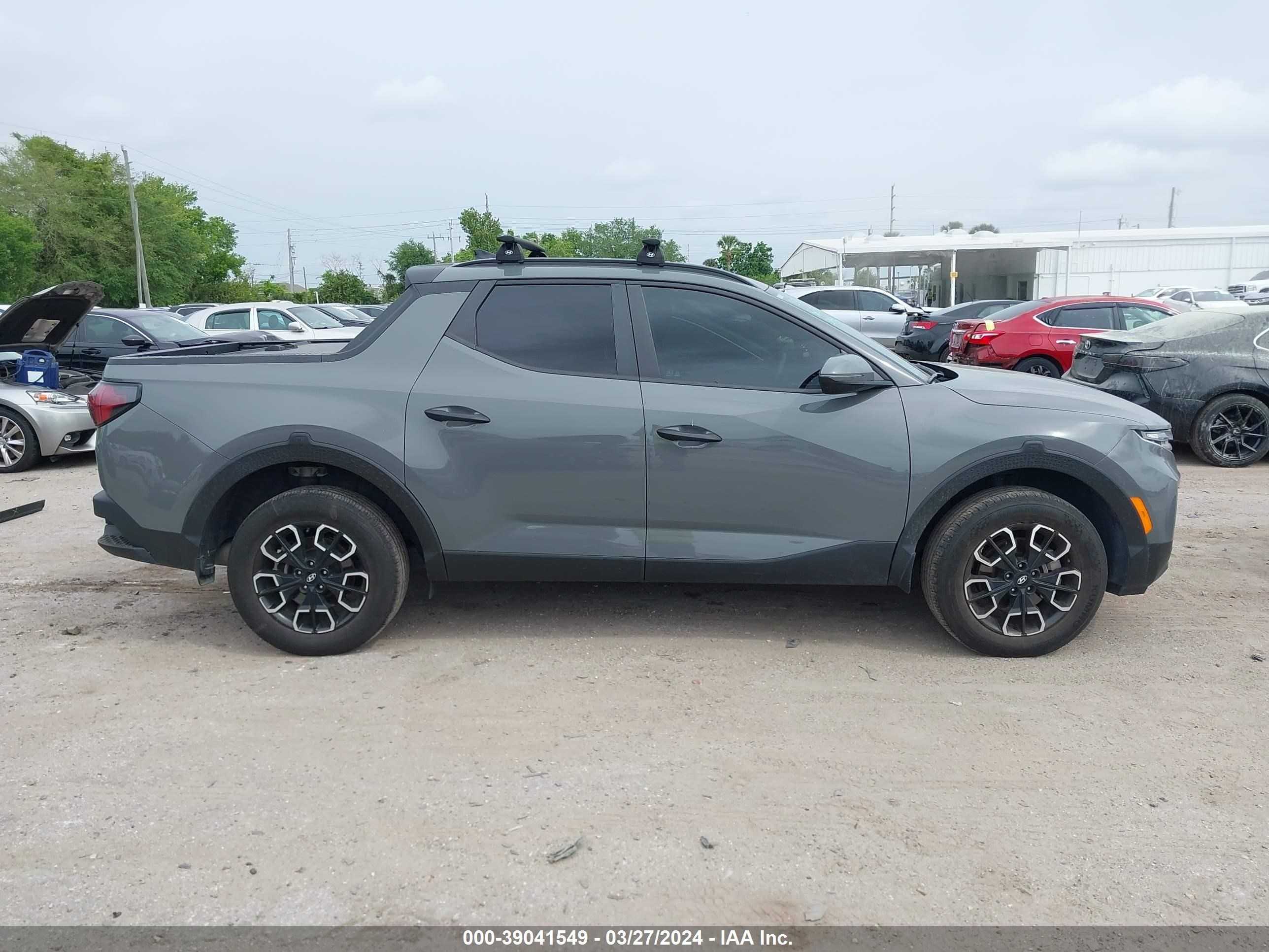 Photo 13 VIN: 5NTJC4AE9PH046048 - HYUNDAI SANTA CRUZ 