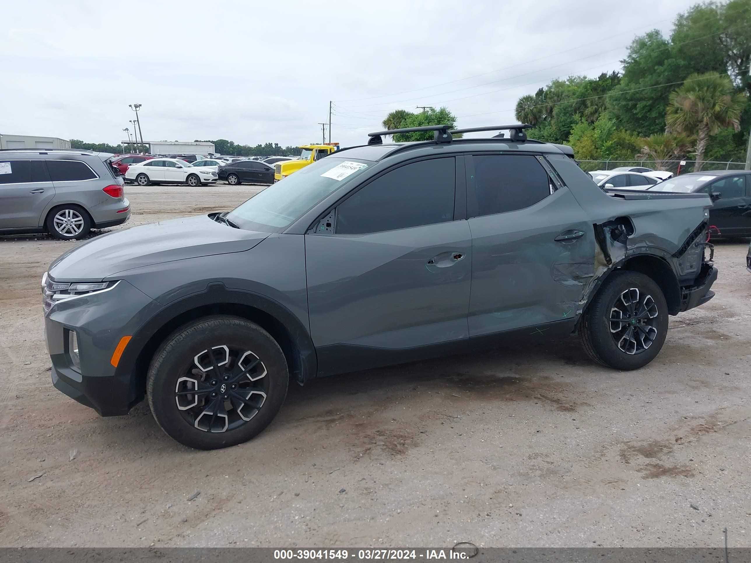 Photo 14 VIN: 5NTJC4AE9PH046048 - HYUNDAI SANTA CRUZ 