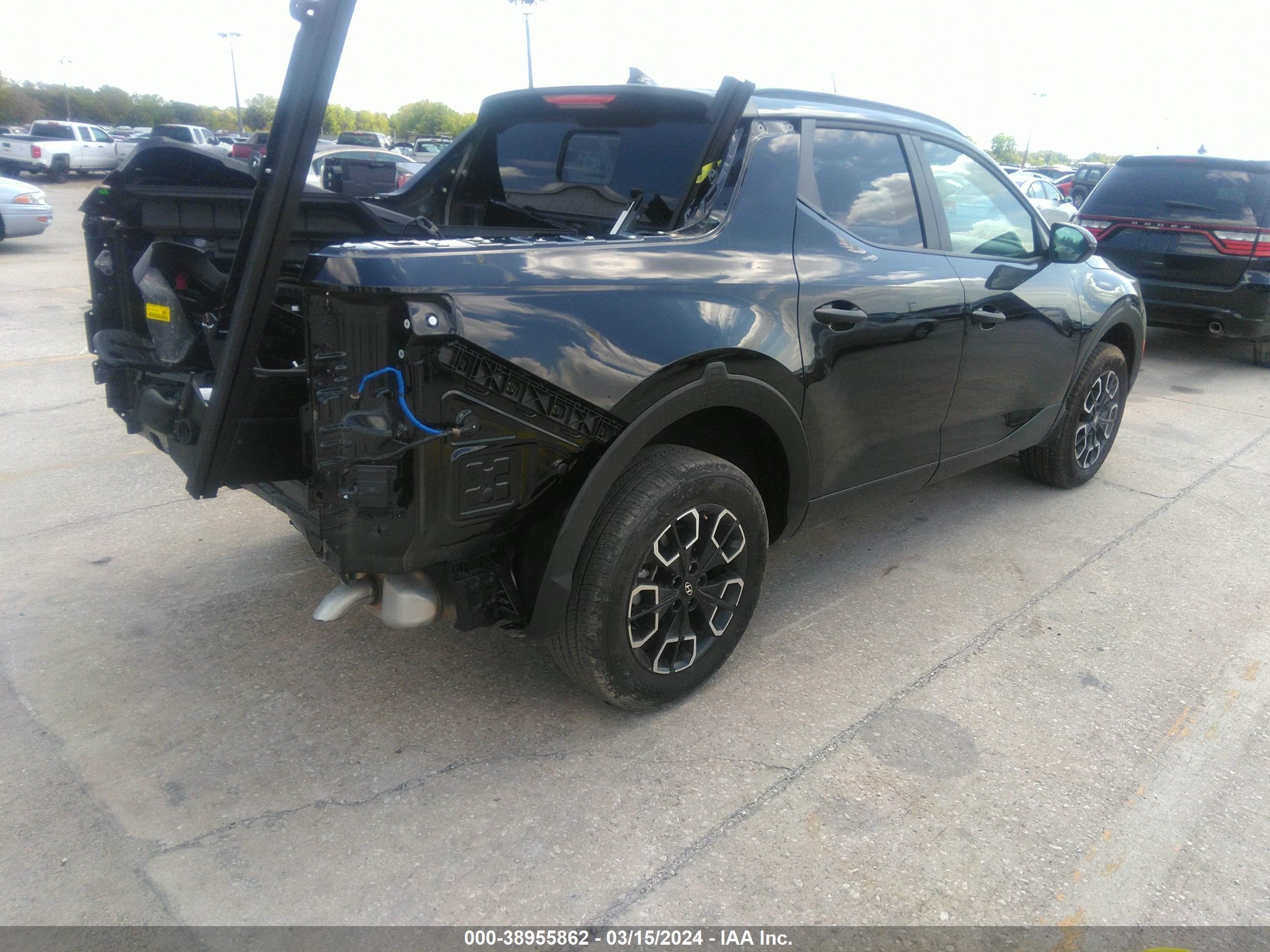 Photo 3 VIN: 5NTJCDAE5PH063588 - HYUNDAI SANTA CRUZ 