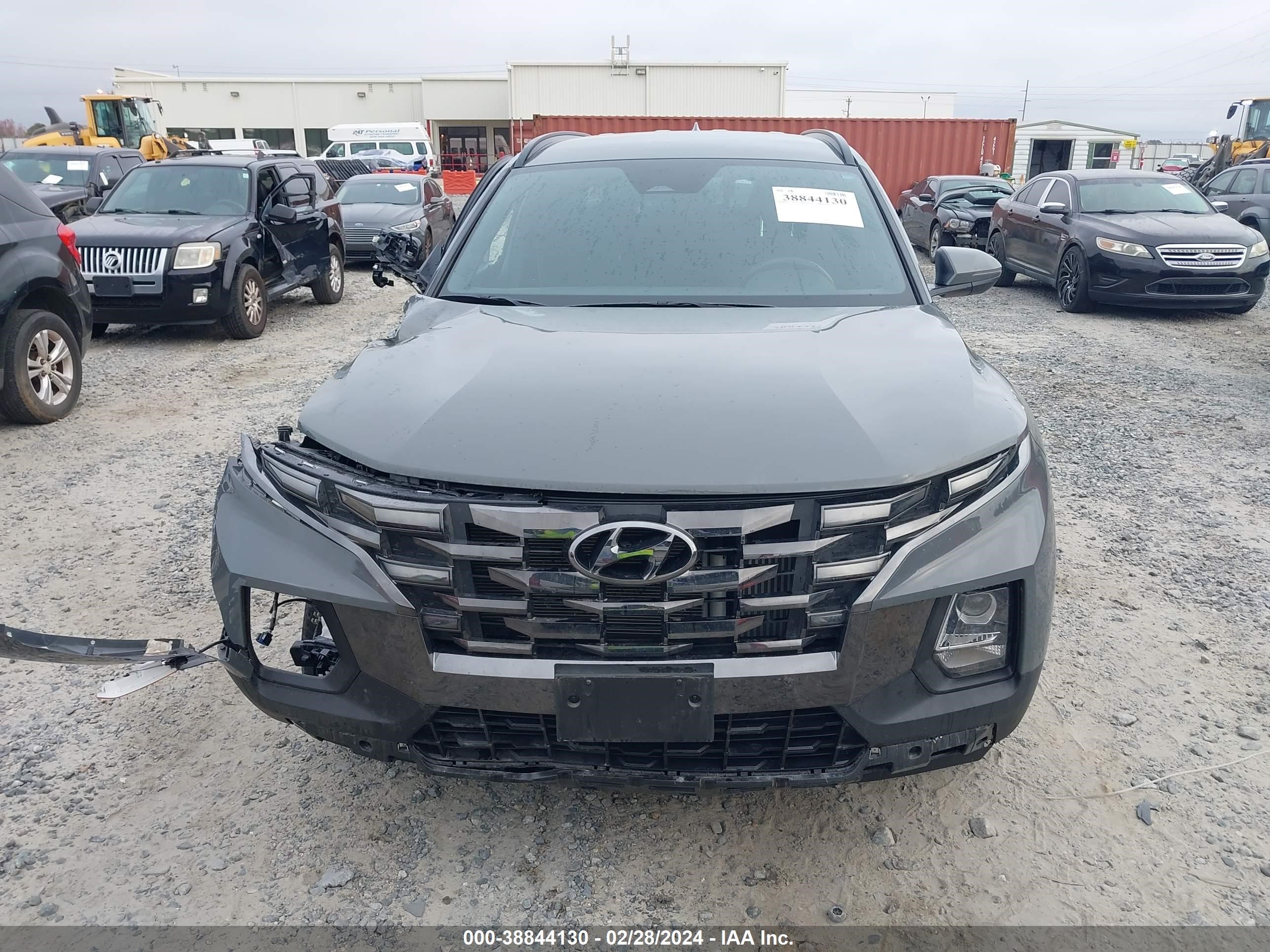 Photo 11 VIN: 5NTJCDAF0PH041202 - HYUNDAI SANTA CRUZ 