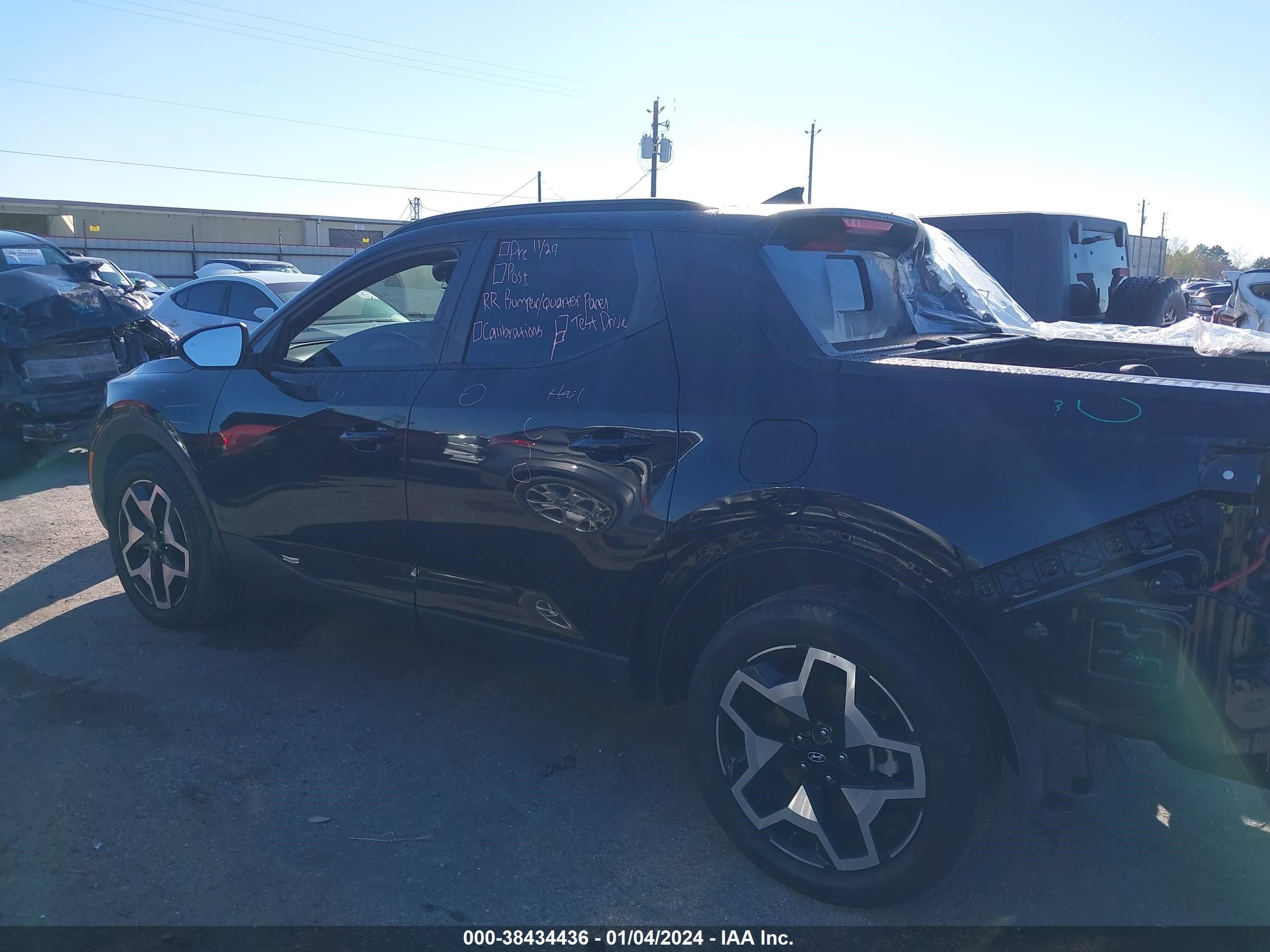 Photo 13 VIN: 5NTJEDAF5PH063691 - HYUNDAI SANTA CRUZ 