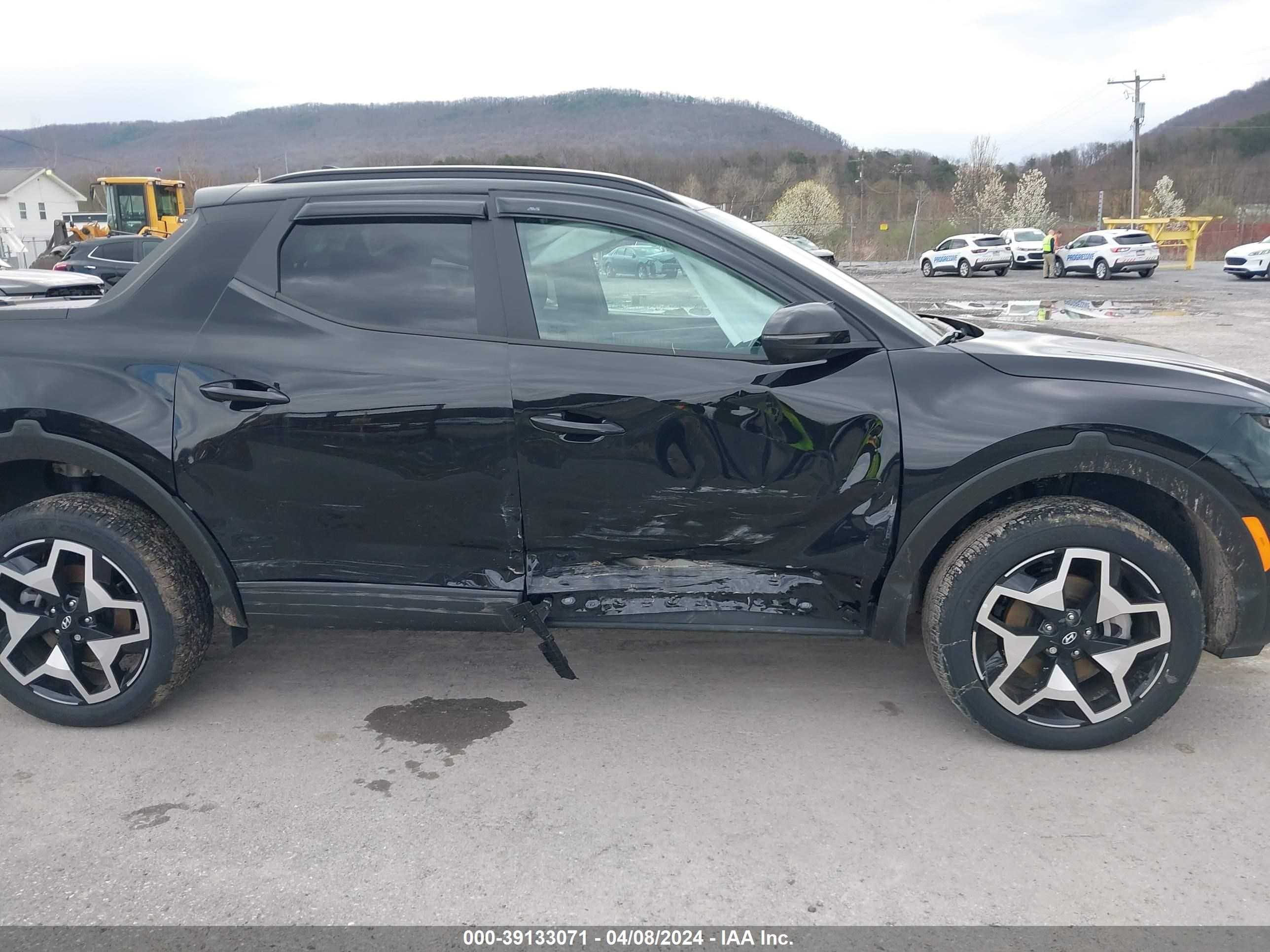 Photo 5 VIN: 5NTJEDAF8RH092735 - HYUNDAI SANTA CRUZ 