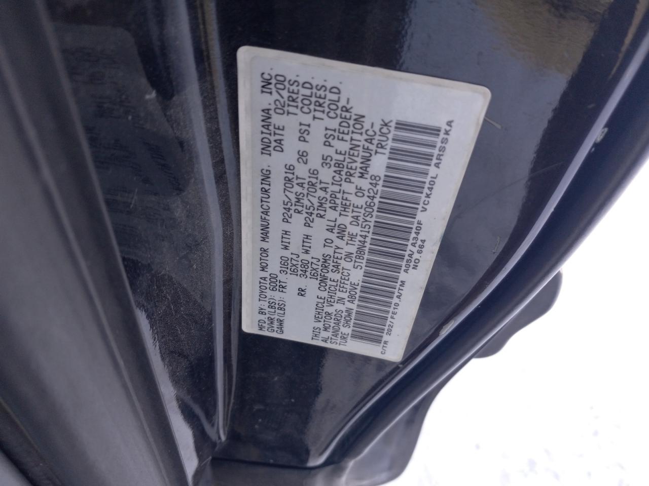 Photo 11 VIN: 5TBBN4415YS064248 - TOYOTA TUNDRA 