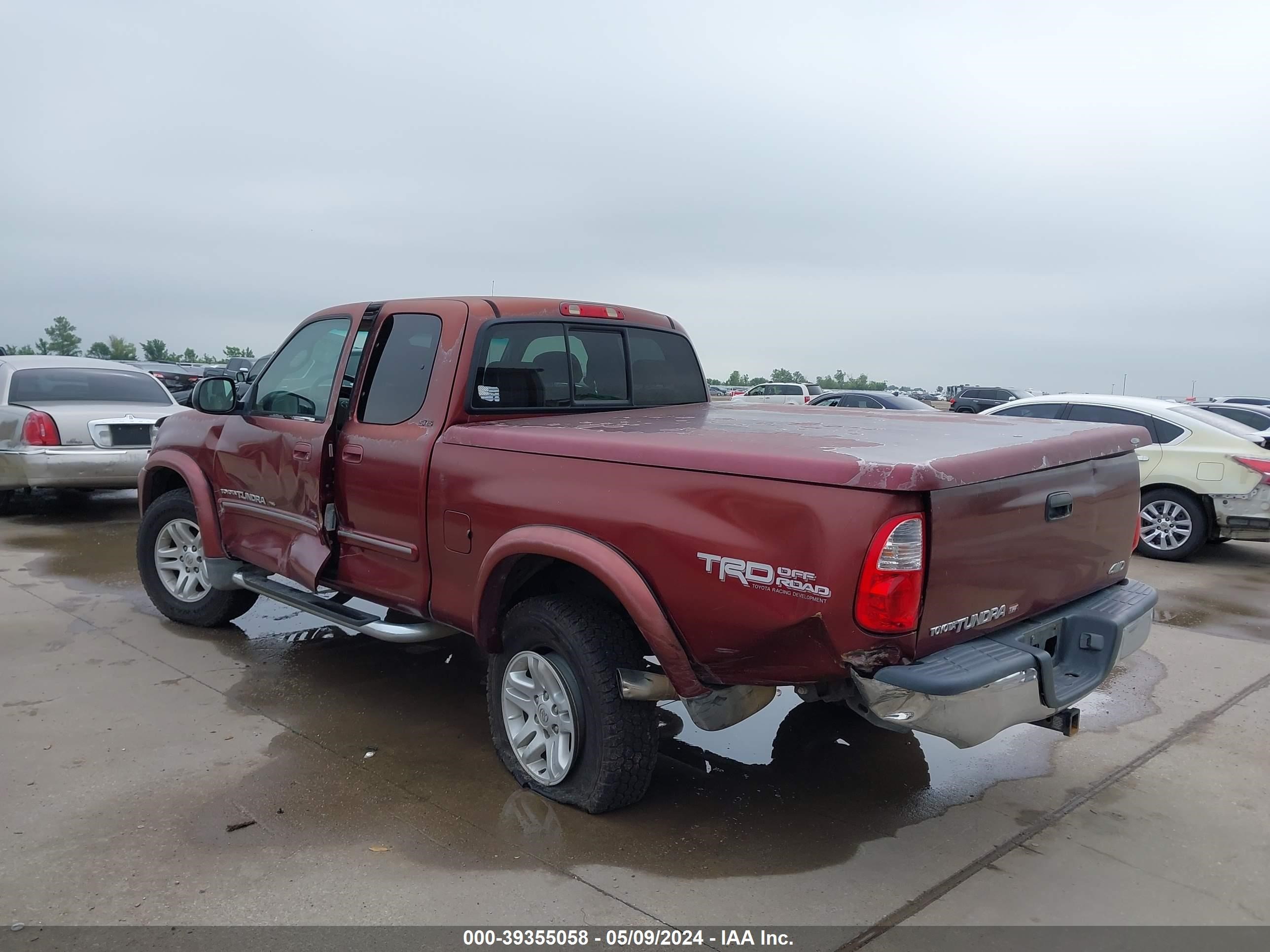 Photo 17 VIN: 5TBBN441X3S411579 - TOYOTA TUNDRA 