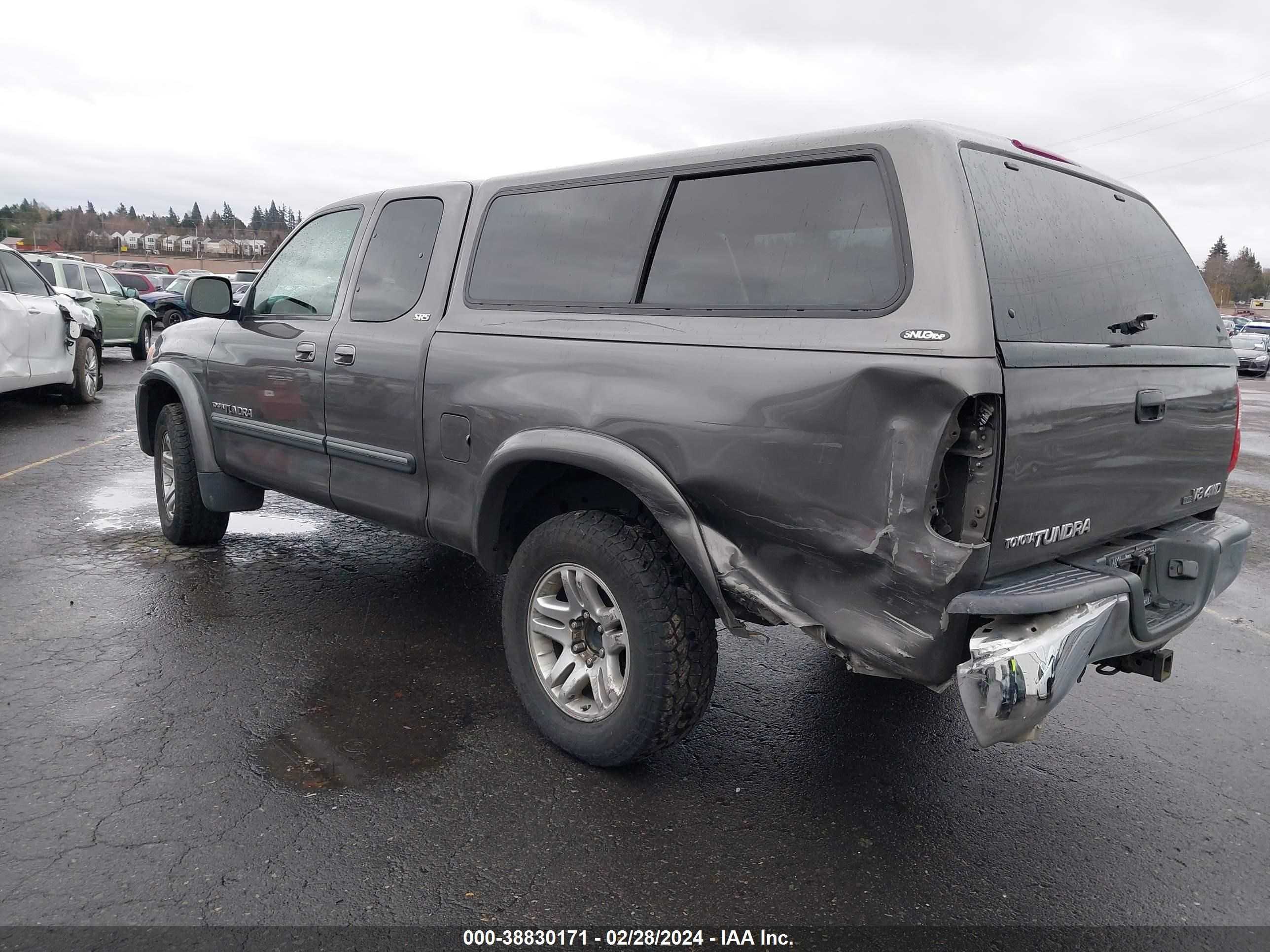 Photo 2 VIN: 5TBBT44105S470696 - TOYOTA TUNDRA 