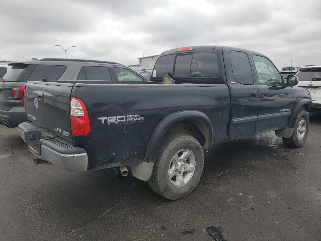 Photo 2 VIN: 5TBBT44115S467791 - TOYOTA TUNDRA 